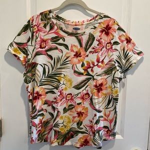 Slub-Knit Tropical/Floral Print Short Sleeve Tee